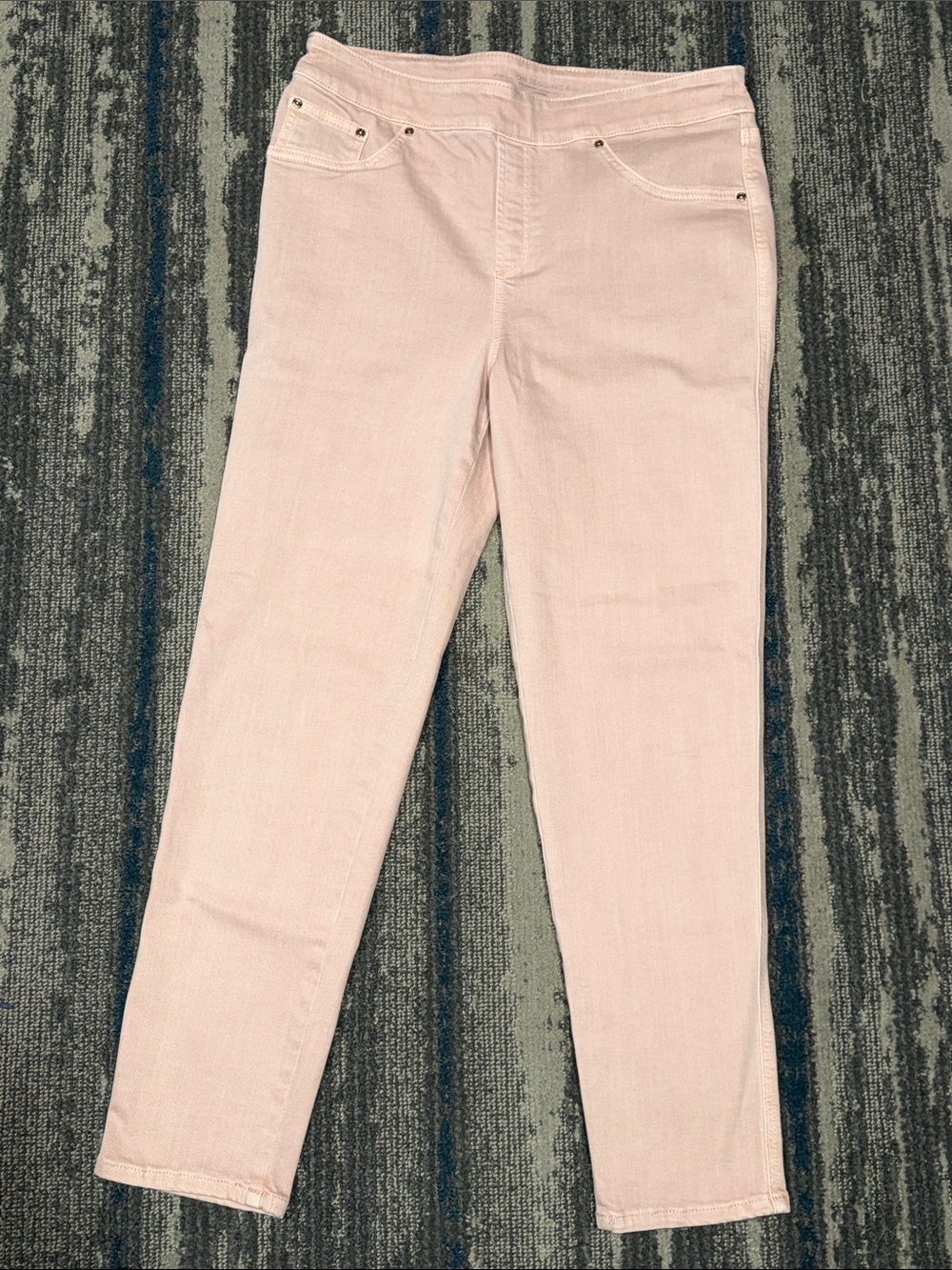 Size 10 = 1.5 Chico’s Light Pink Slim Pull On Ankle Jegging Jeans